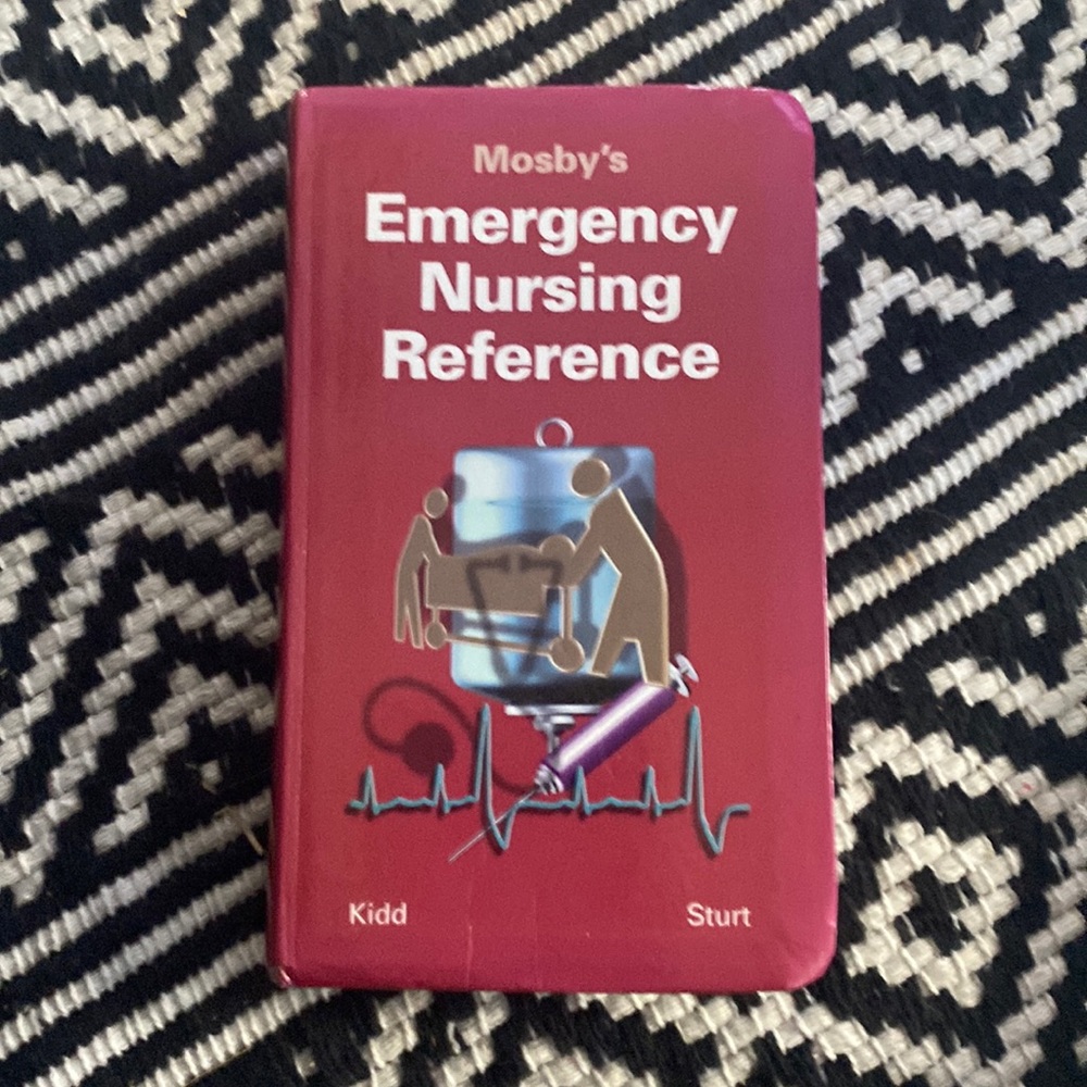 Mosby emergency nursing reference book